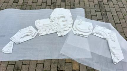 Das Spiegelbild wurde ebenfalls gedruckt.