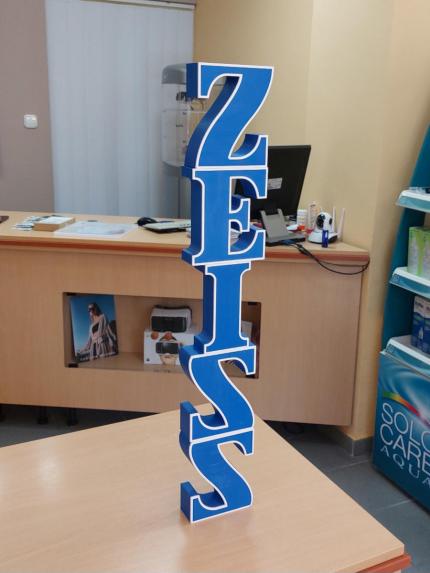 Sie stehen auch übereinander.