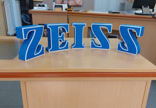 Au�en- oder Schaufensterbuchstaben